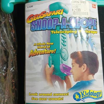 Kids toy Geo Safari telescoping periscope with a oceanic snorkel
