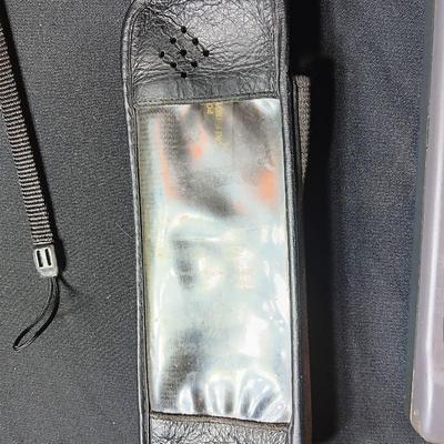 "Antique" Nokia Mobil phone with extra battery
