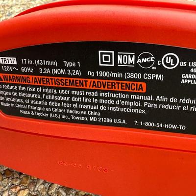 Black & Decker Hedge Trimmer & Extension Cord