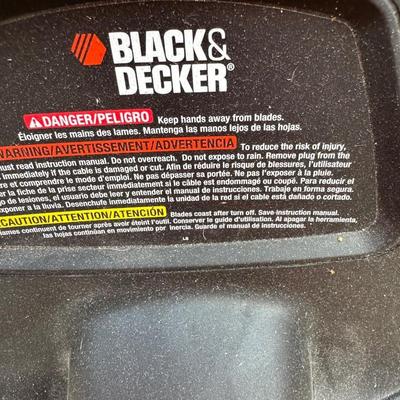 Black & Decker Hedge Trimmer & Extension Cord