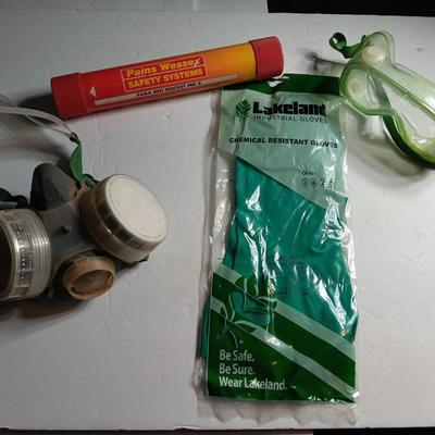 Chemical resistant gloves - safety goggles - Pains wessex para red rocket MK 3 flare and 3M Mask