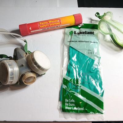 Chemical resistant gloves - safety goggles - Pains wessex para red rocket MK 3 flare and 3M Mask