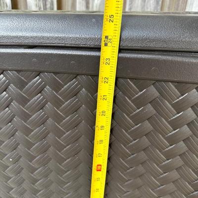 Large Suncast Storage Bin