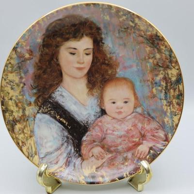 Edna Hibel "A Blessed Holiday" Plate # 405