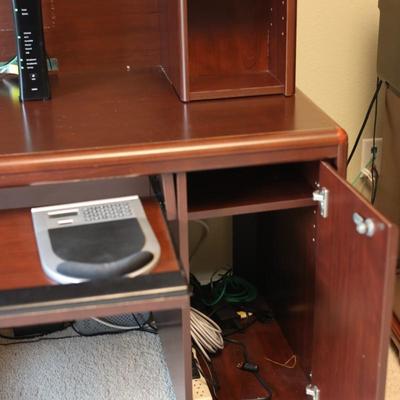 Office Desk (See Description)