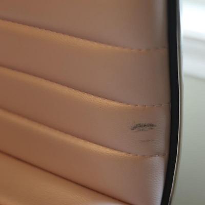 Adjustable Pink Computer Chair