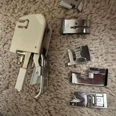 Memory Craft 10001 Computerized Sewing/Embroidery Machine W/ Rolling Luggage