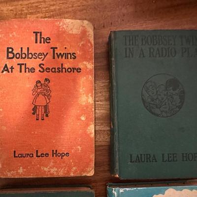 The Bobbsey Twins Four Books (4)