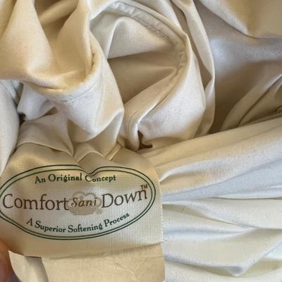 Bedding Lot - Laura Ashley, Easy Rest