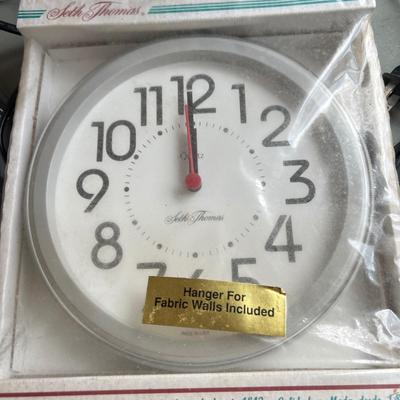 Big Lot Electronics & Accessories - Some New in Box