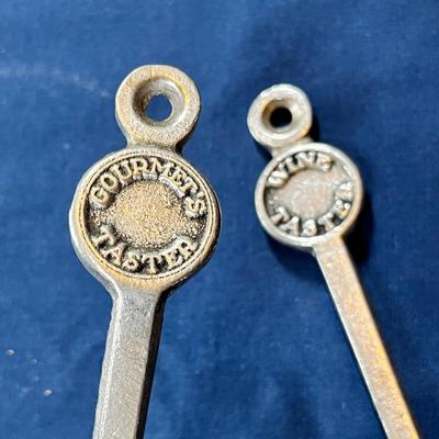Tasting spoons