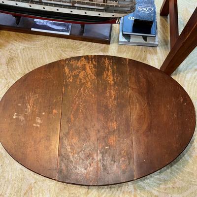 N1512 Small Antique Oval Drop-Leaf Table
