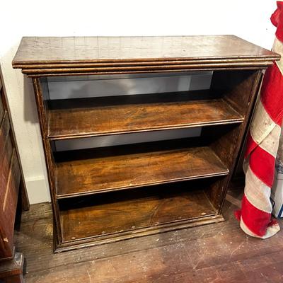 1514 Antique 3 Tier Book Shelf