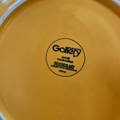Yellow dinner plates