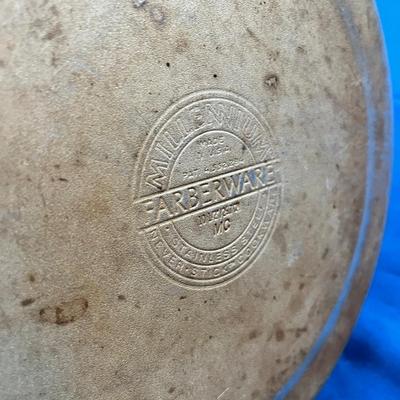Lot of 2 large skillets