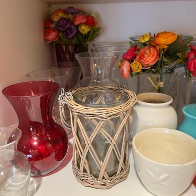 Lot of vases