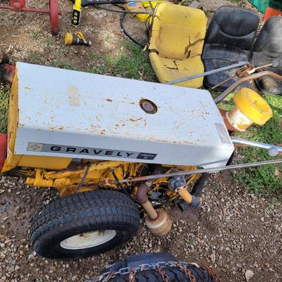 Gravely tractor, started and ran.