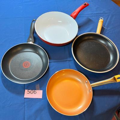 Lot of skillets