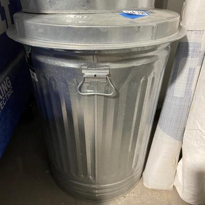 Galvanized Trash/Garbage Can with Lid