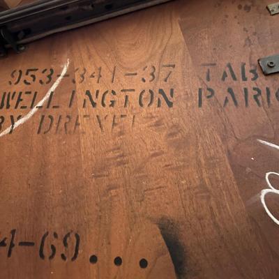 Vintage Drexel Wellington Dining Room Table & Chairs