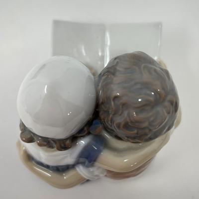 Bing and Grondahl #1567 Boy/Girl Reading Porcelain Figure