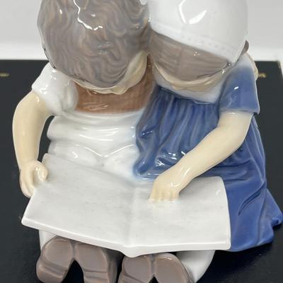 Bing and Grondahl #1567 Boy/Girl Reading Porcelain Figure