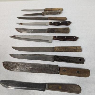 Assortment Of Knives Lot 9