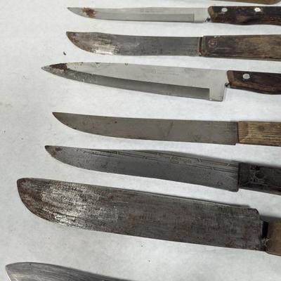 Assortment Of Knives Lot 9