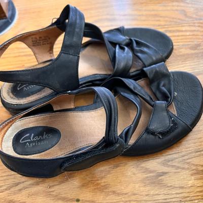 Women's Shoes Sz. 8-8.5 - Clarks, Teva, SoftSpot