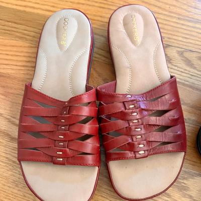 Women's Shoes Sz. 8-8.5 - Clarks, Teva, SoftSpot