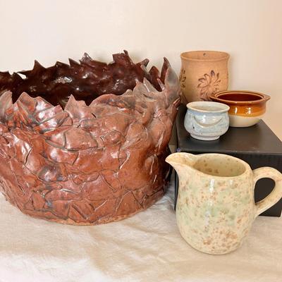 6 Pc. Pottery Ceramic Lot