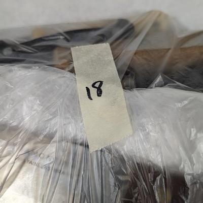 Assortment Of Knives Lot 18