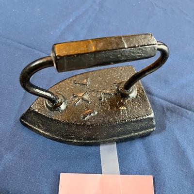 Cast Iron sad iron
