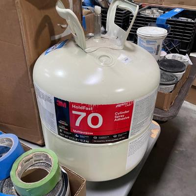 Full Tank of 3M Holdfast 70 Spray Adhesive