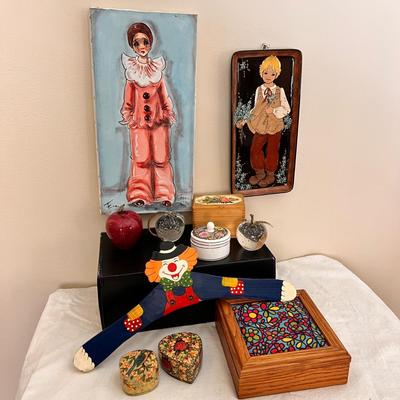 Colorful Mixed Decorative Lot