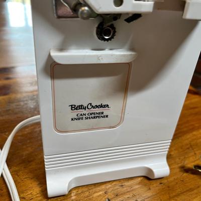 Coffee maker & can opener
