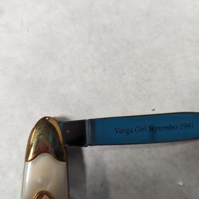 Double Blade Franklin Mint Varga Girl Pocket Knife April 1945/September 1941