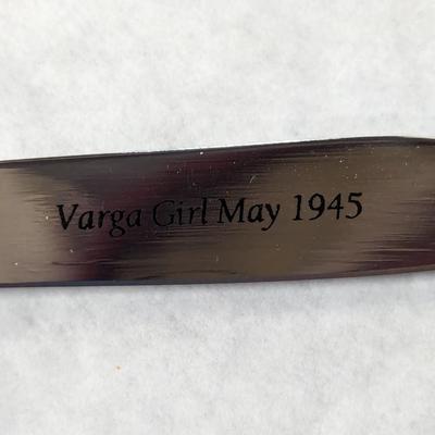 Double Blade Franklin Mint Varga Girl Pocket Knife December 1943/May 1945