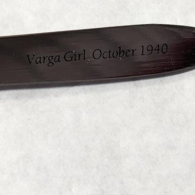 Double Blade Franklin Mint Varga Girl Pocket Knife October 1940/November 1940