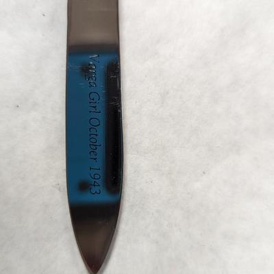 Double Blade Franklin Mint Varga Girl Pocket Knife October 1943/July 1945