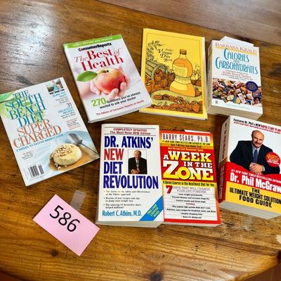 Paperback Fad diet cook books