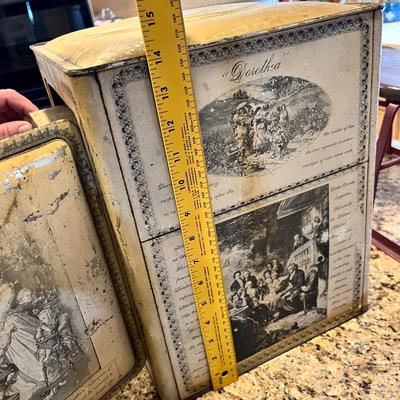 Really neat Antique Bread box