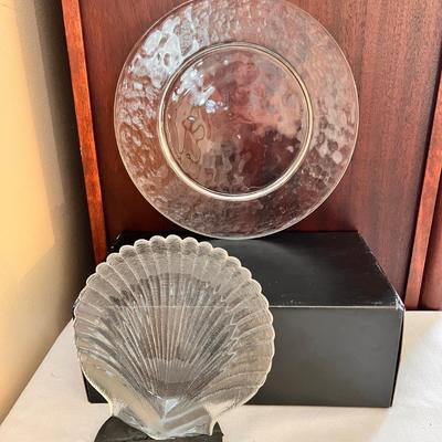 8 Piece Decorative Glass Serving Plate Lot