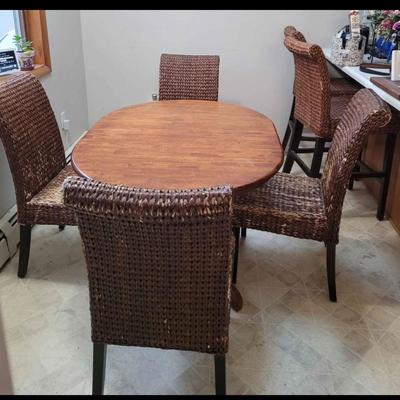 DINNING ROOM TABLE