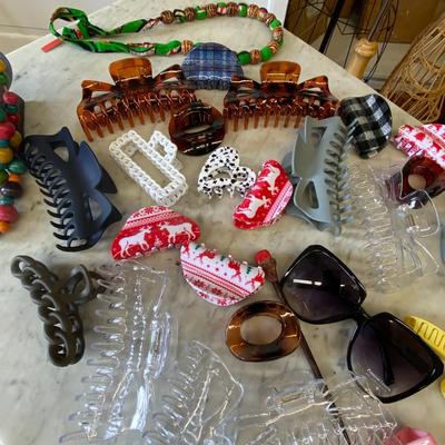 Hairclaws, Hairclips, and Jewelry Lot