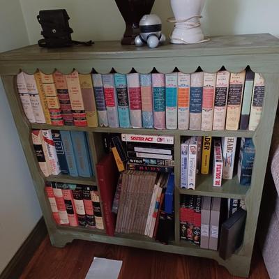 green book shelf