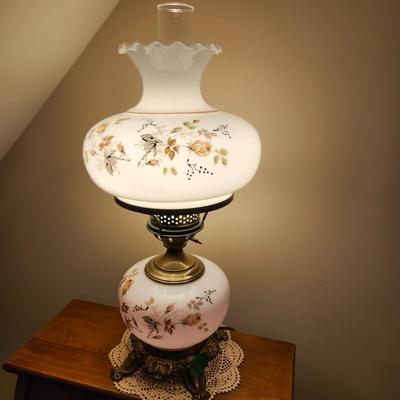 Gone with the Wind 3 way Hurricane Lamp all working