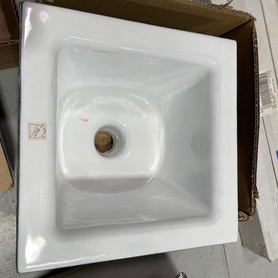New SINK - Zurn Commercial 2" No Hub Floor Sink - Cast iron enameled in box