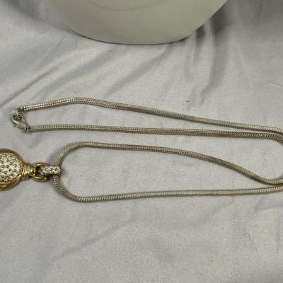 Silver Tone and Gold Tone Necklace