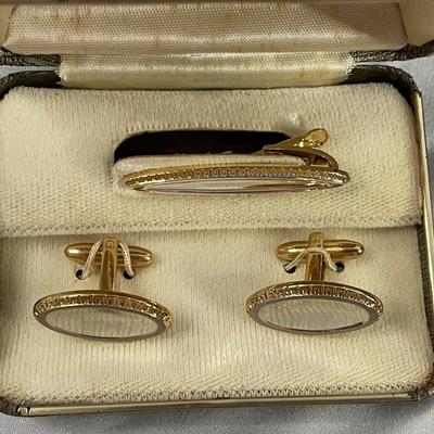 Hickok Tie Clip and Cuff Links